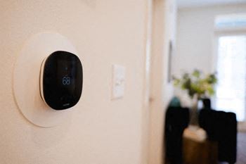 Programmable thermostats